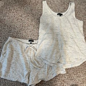 Women’s banana republic pajama set